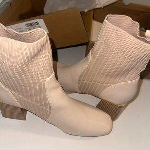 Journee Collection Chelsea Cream Ankle Booties